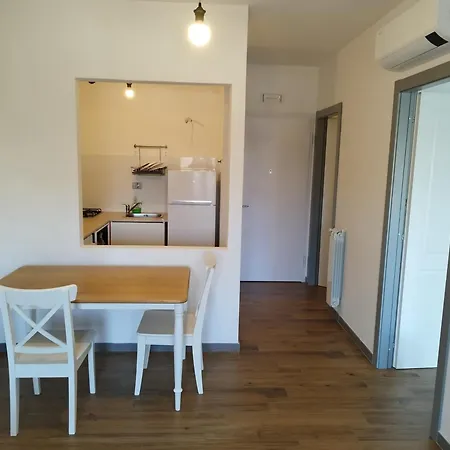 Adri's House Апартаменты Рим